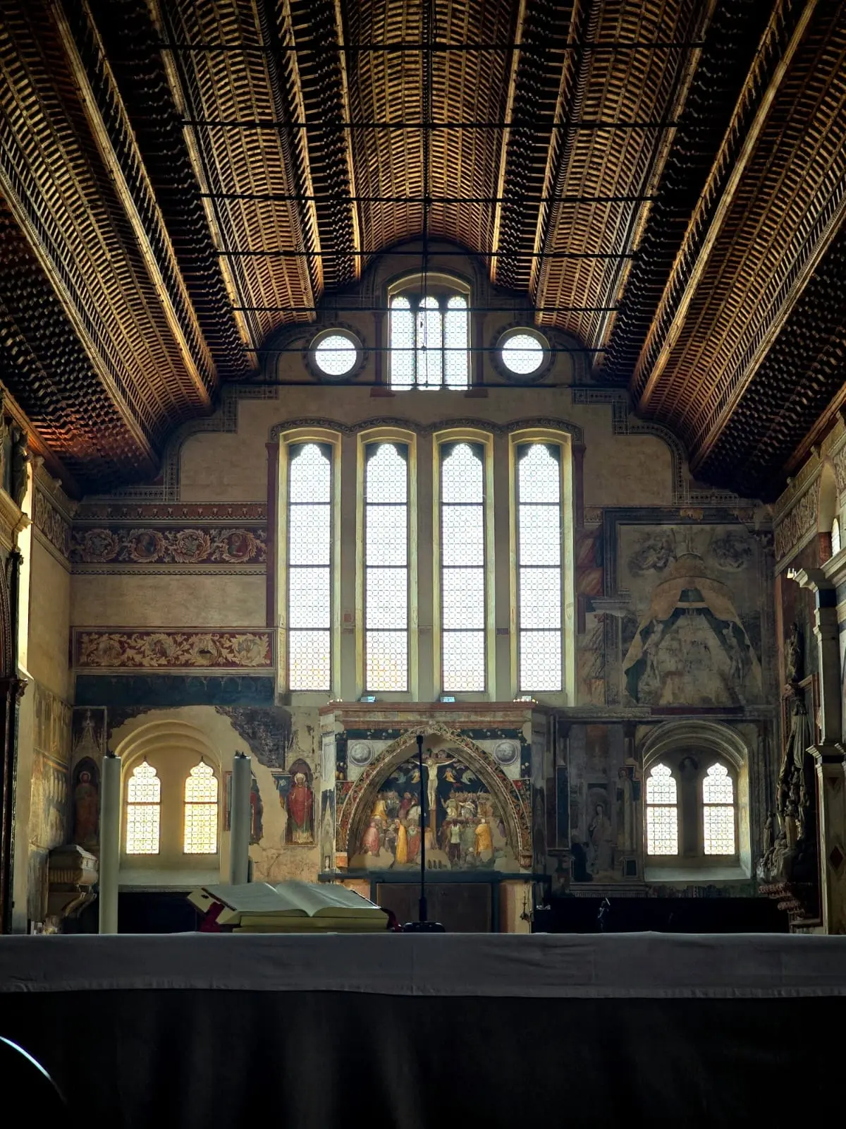 Partie supérieure de l'église San Fermo